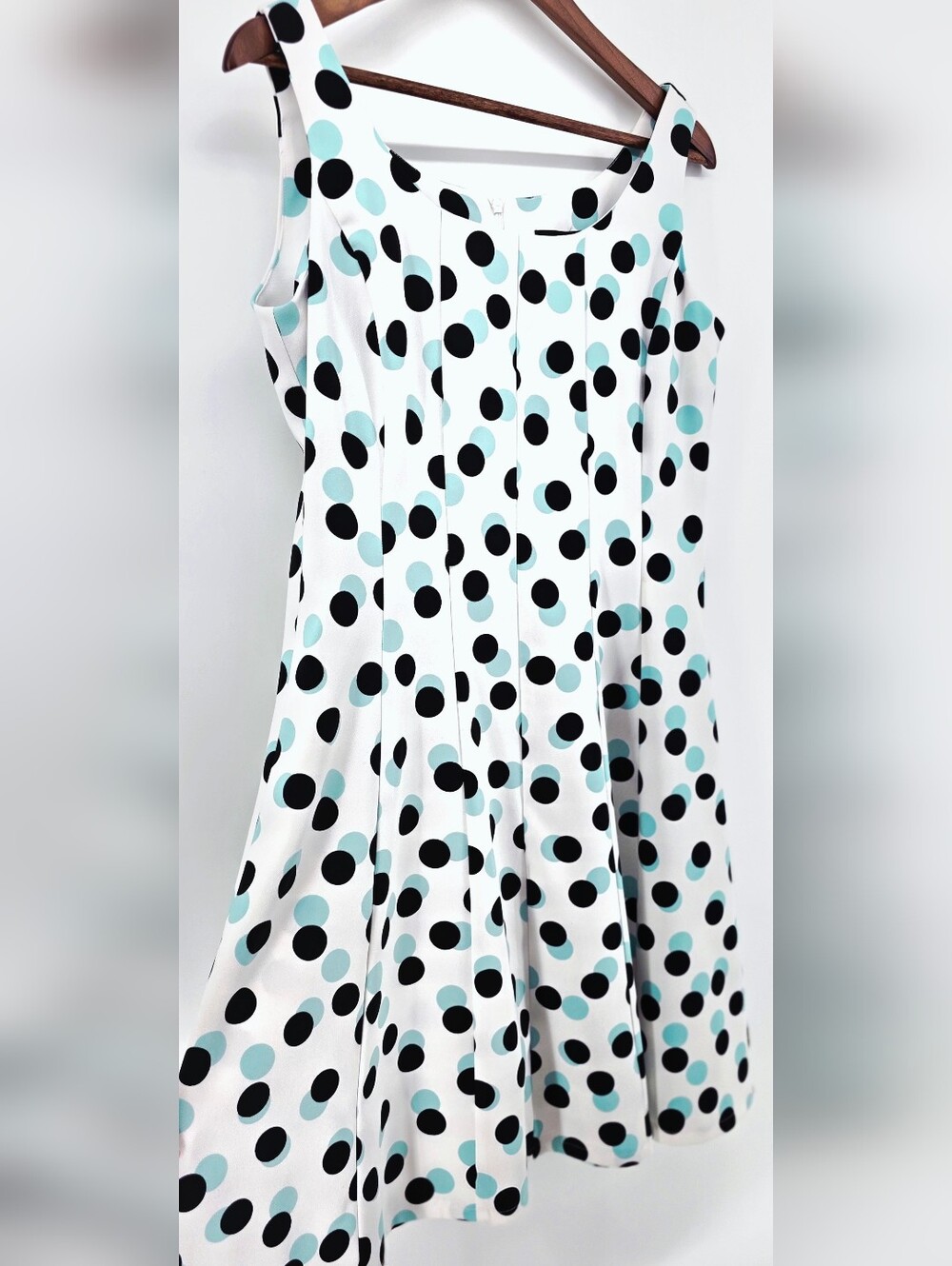 Ronni Nicole White Fit & Flare Aqua & Black Polka Dot Dress Retro Chic β Size 10 - Picture 4 of 16